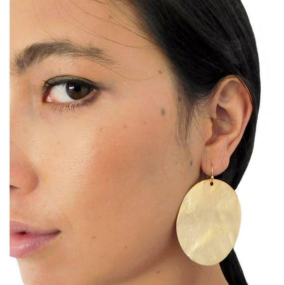 Beaten Disc Earrings in Gold Beaten Disc Earrings in Gold