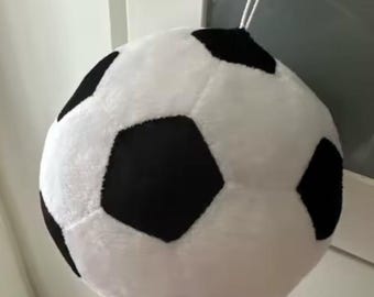 Soccer Ball Plush Toy – Soft Hanging Football Pillow – Kids Sports Room Decor – Black & White Stuffed Ball Gift 20cm