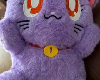 Peluche de gato Luna morado / Juguete de peluche inspirado en Sailor Moon / Muñeco anime kawaii de 23 cm