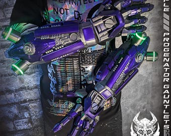 Progenitor Arm Augmentation - Cyberpunk Light Up LED Original Design leuchtende Techwear futuristische dystopische Armschiene mit Handschuh Rüstungshandschuh