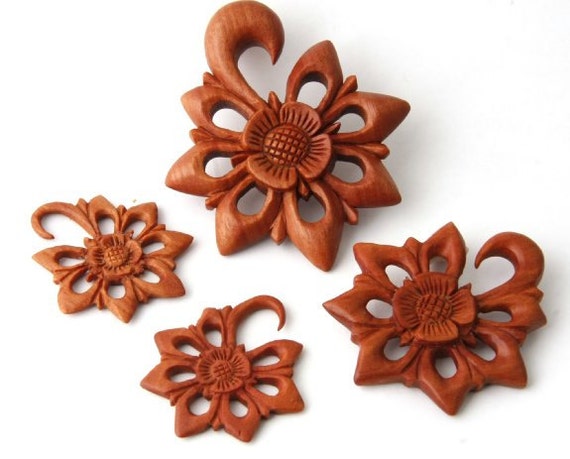 Organic Two Tone Arang & Sawo Wood Ear Spiral Organic Two Tone Arang & Sawo Wood Ear Spiral