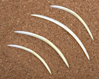 One Piece of Septum Curved Carved Organic Mother of Pearl Body Nose Piercing Jewelry Gauges 14G-12G-10G-8G-6G