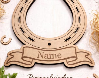 Lucky wooden horseshoe – customizable with your desired name