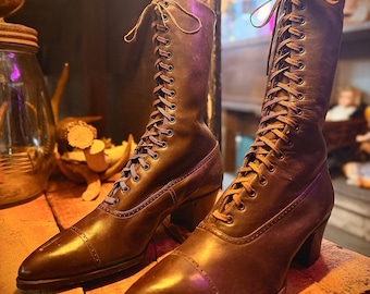 Antique Edwardian Women’s Lace Boots Brown Leather High Top Shoes c.1900–1920