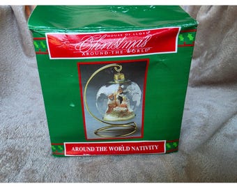 House of Lloyd Christmas Around the World Nativity Glass Ornament with Stand