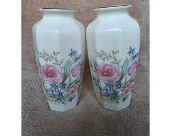 Vintage Japanese Fine China Hexagonal Floral Bud Vases Gold Trim Set of 2
