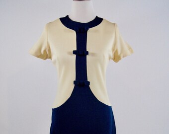 navy and cream dress for wedding