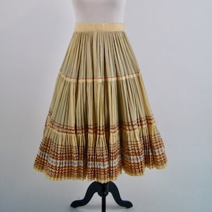 Vintage 1950s Pleated Ivory Full Skirt with Copper Ric Rac Trim, Small