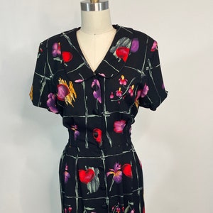 Vintage 1980s R.J. Stevens Floral and Heart print Shirtdress, Medium