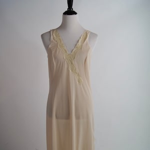 Vintage A&M Blush Pink Slip with ivory Lace Insets, S M