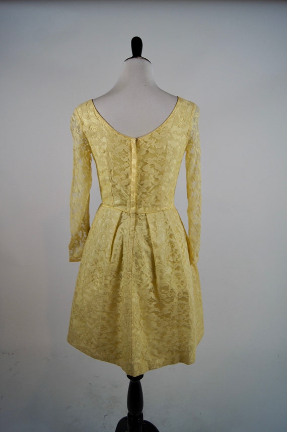 Vintage 1960s Yellow Lace Pleated Long Sleeve dre… - image 4