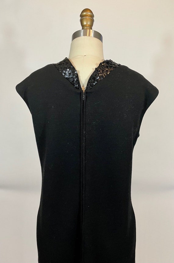 Vintage 1960s Leslie Fay Knits Black Shift Dress … - image 6