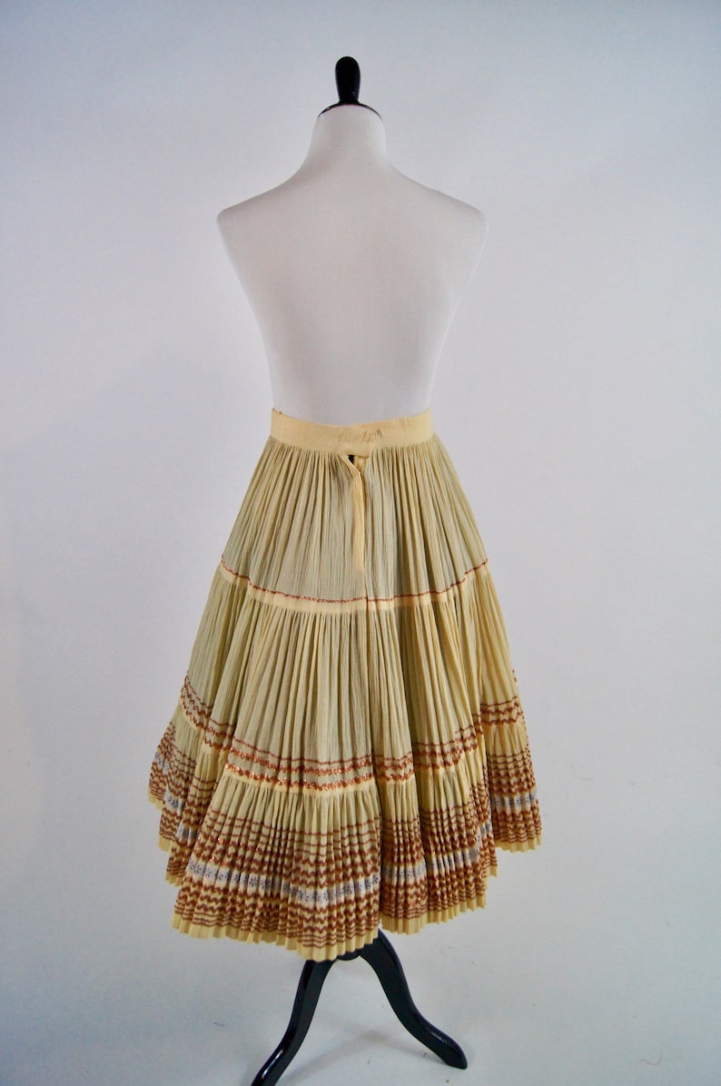 Vintage 1950s Pleated Ivory Full Skirt with Copper Ric Rac Trim, Small image 5