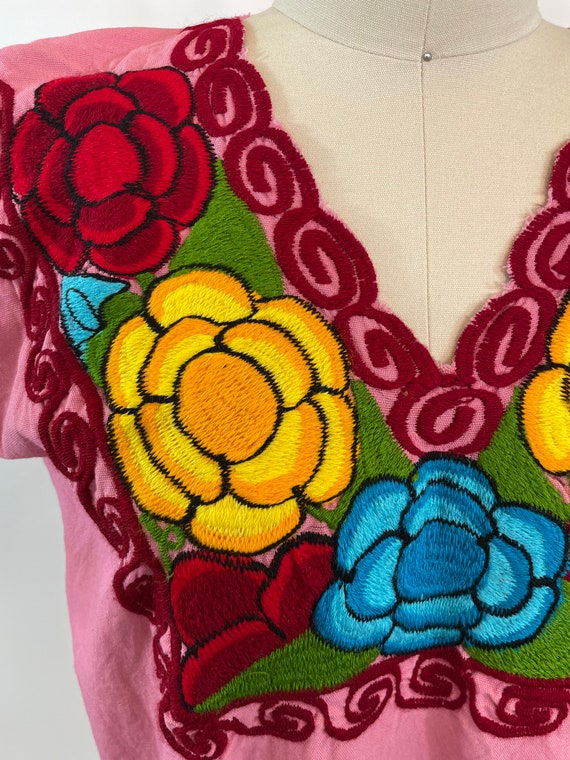 Vintage 1970s Mexican Pink Embroidered Cotton Top… - image 3