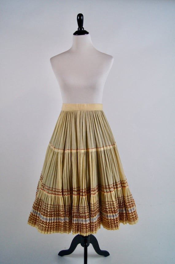 Vintage 1950s Pleated Ivory Full Skirt with Copper