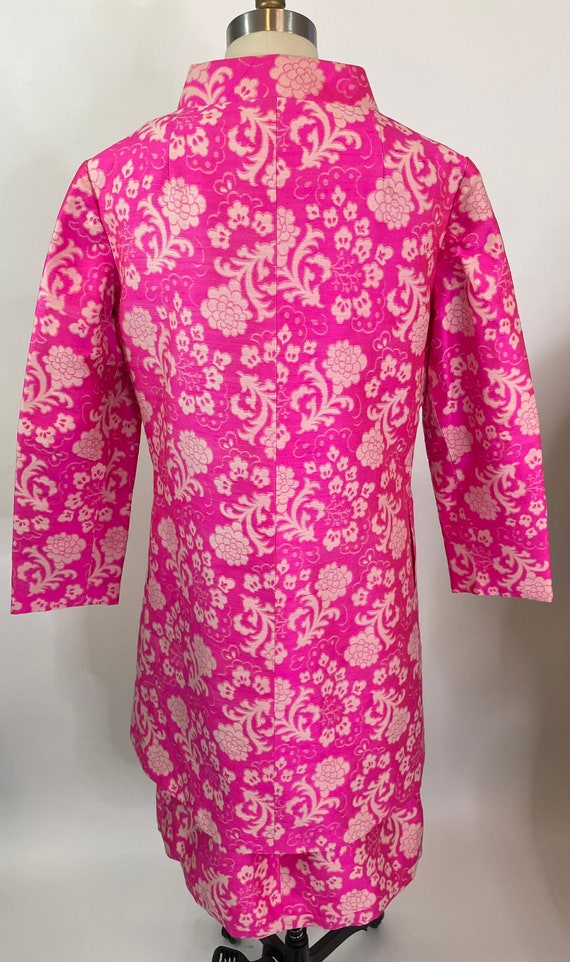 Vintage 1960s Hong Kong Pink Jacquard Dress and M… - image 5