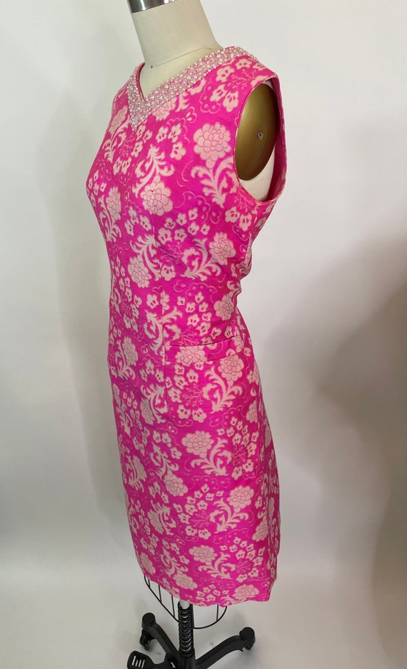 Vintage 1960s Hong Kong Pink Jacquard Dress and M… - image 3