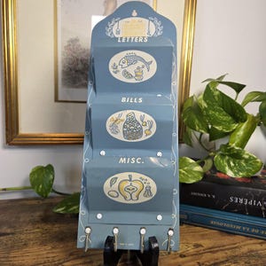 Vintage Magazine Rack - Etsy Canada