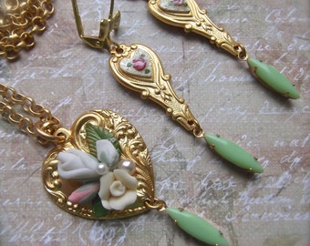 Floral Heart Pendant, Satin Matte Gold, Gold Plated Brass, Guilloche Hearts, GP Heart Pendant, Heart Pendant, Flowers Heart, Vintage Drops