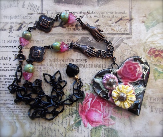Artisan Heart Pendant,Floral Heart,Black and Floral Heart,Rusty Black,Victorian Hands,BSue by 1928,Czech Crystal,MockiDesigns,Gift Wrapped