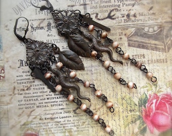 Black Chandelier, Lizard Chandeliers, Wood Rosary Chain,Halloween Chandelier, Filigree Chandeliers, Rusty Black, MockiDesigns, Gift Wrapped