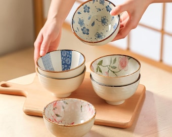 Juego de cuencos de cerámica japonesa con diseño floral bajo vidriado / Cuencos de porcelana para arroz y sopa, vajilla hecha a mano en caja de regalo, decoración para cocina y comedor, artículo de colección.