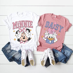 Minnie and Daisy Duck Shirt, Disney Besties T-Shirt, Disneyland Trip Tees, Matching Disney Outfits, Cute Character Apparel, Girl Squad Topa Bild 3