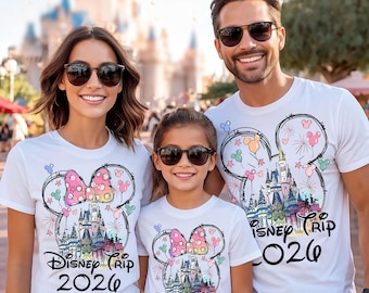 Camisetas para el viaje familiar a Disney 2026, camiseta a juego del Castillo Disney, atuendo para las vacaciones en Disney World, ropa grupal del Reino Mágico, diseño de lazo de Minnie