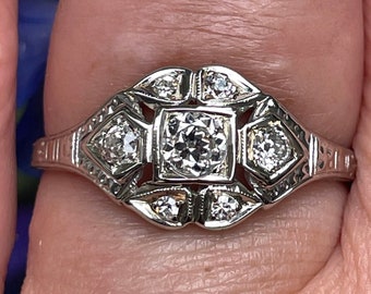 In de wacht... Art deco antieke vintage 0,85 kt oude Europese diamanten verlovingsring platina bruiloft