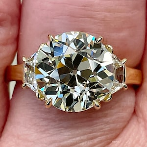 6.01ct 3 Stone Engagement Anniversary Vintage 18k Ring with GIA OLD European Cut Diamond