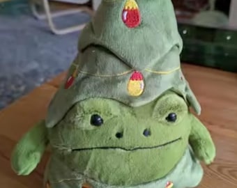 Christmas Tree Frog Plush – Festive Holiday Stuffed Animal Decor