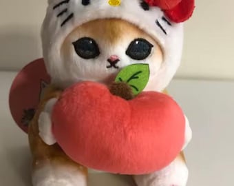 Kawaii Cat Plush with Peach – Hello Kitty Inspired Hooded Stuffed Animal, Cute Gift for Cat Lovers & Sanrio Fans 12cm