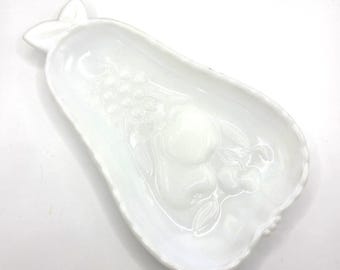 Plat en verre à lait en forme de poire Hazel Atlas vintage des années 1950