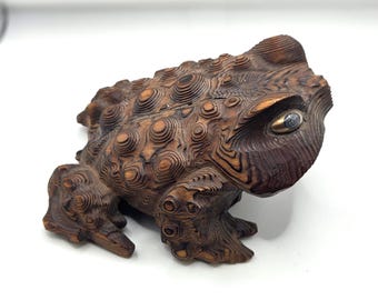 Grenouille en bois japonaise Sugi Cryptomeria sculptée du milieu du siècle