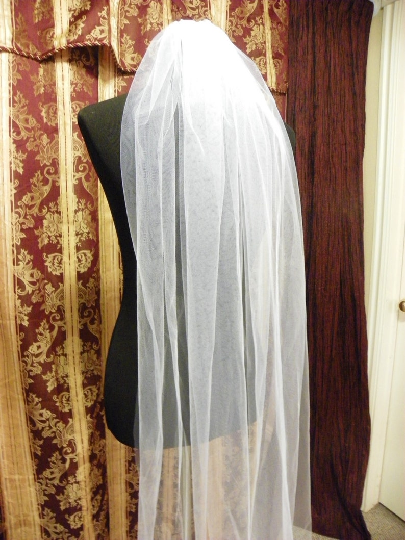 Waltz wedding veil