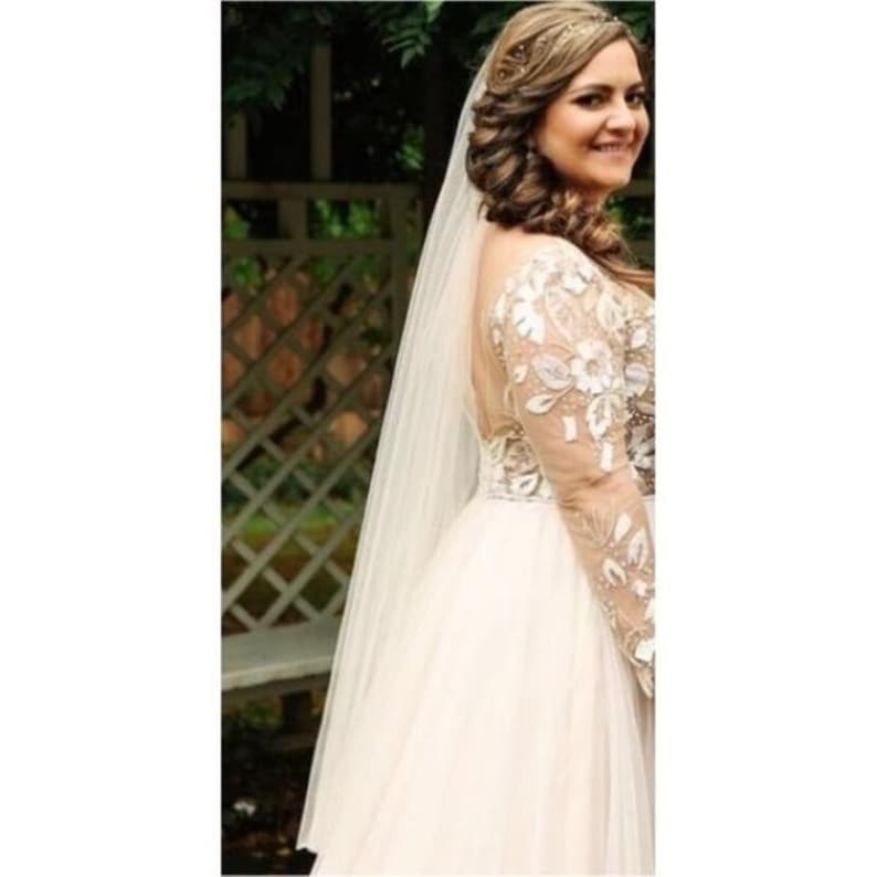 Waltz wedding veil