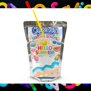 Pode incluir: Uma embalagem de suco Capri Sun com um canudo amarelo. A embalagem tem uma parte superior prateada e uma frente branca com o texto "Goodbye School, Hello Summer!" e ilustrações com tema de verão, incluindo uma praia, óculos de sol e uma melancia.