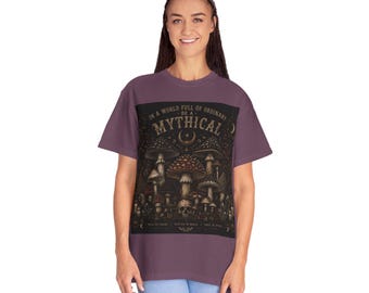 Mythische Pilze T-Shirt | Vintage Pilz Illustration, Mond & Sterne