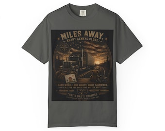 Miles Away Trucking Straßenlandschaft T-Shirt | Halb LKW Sunset Trucker Design