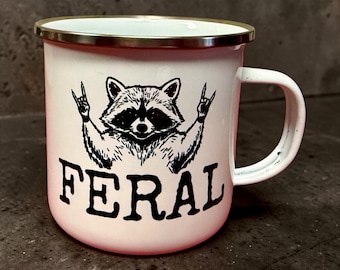 Tazza da campeggio smaltata con procione selvatico – Tazza da caffè Trash Panda da 350 ml
