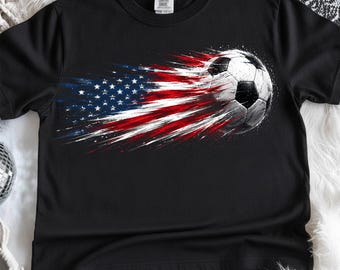 Mistrzostwa Świata w Piłce Nożnej USA PNG, Piłka nożna z amerykańską flagą, Grafika kibica USA Football, Patriotyczny projekt piłkarski, Mistrzostwa Świata 2026 do pobrania w wersji cyfrowej