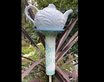 Flower Garden TOTEM Made with Recycled Glassware