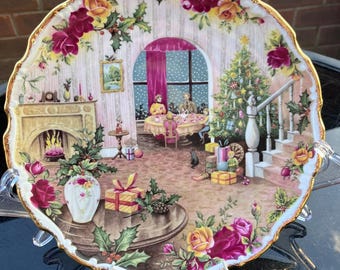 Vintage Royal Albert Christmas at Home Plate 1988, Old Country Roses Christmas Magic Collector Plate, Fine English Bone China Holiday Decor