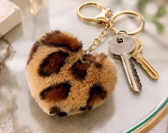 Portachiavi a forma di cuore leopardato, portachiavi soffice, grazioso ciondolo per borsa, portachiavi in pelliccia sintetica, regalo per lei, accessori civettuoli, portachiavi alla moda