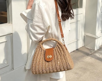 Borsa da donna bianca in vimini stile boho, elegante borsetta intrecciata, chic borsa a tracolla estiva, regalo di tendenza per le donne