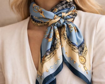 Women's blue and cream silk scarf – Luxury satin square with chain and key motif – Chic hair, neck, and belt accessory – Elegant gift idea
