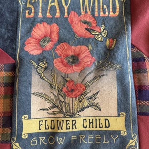 アップサイクルパッチワークパーカー「Grow Freely」｜一点もののリメイクパーカー｜サステナブルなハンドメイド服｜S/M