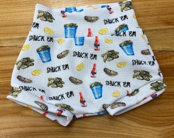Baby and Toddler Bummies | Unisex Bloomer Shorts for Boys and Girls | High Waisted - Oysters Print
