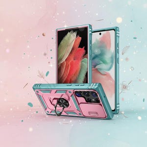 Könnte beinhalten: Eine Sammlung teal- und pinkfarbener Handyhüllen. Eine Hülle ist abgewinkelt und zeigt einen Ringhalter und eine Kameraabdeckung. Die Telefone in den Hüllen zeigen farbenfrohe abstrakte Bilder. Die Hüllen haben ein geometrisches Design.
