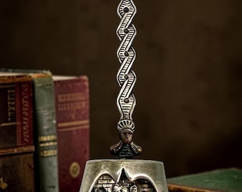 Vintage Nederlandse molen souvenir lepelbel, zilveren verzamelobject Europees decorcadeau